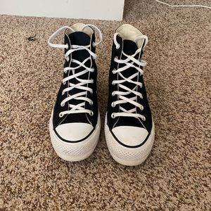 Black high top converse sz 8W